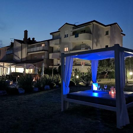 Villa Badi โลเวร็ตชิกา ภายนอก รูปภาพ